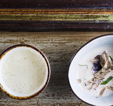 Un piatto impiattato con arte