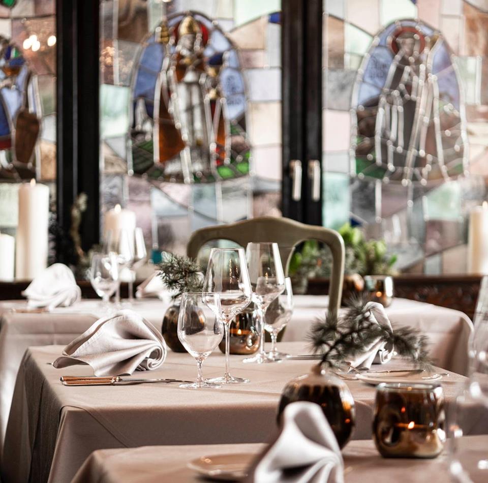 Una tavola imbandita