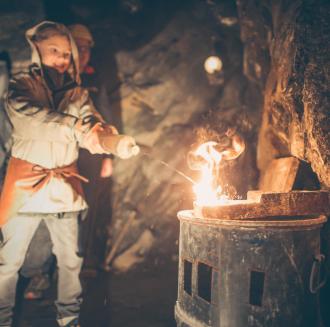 Ein Kind im Bergwerk Kottersteger