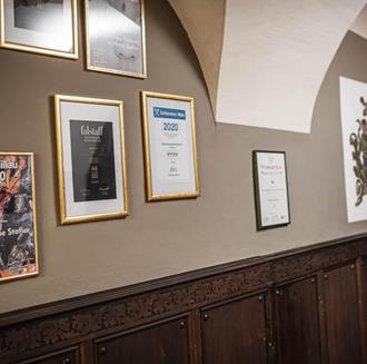 Verschiedene Auszeichnungen im Hotel Stafler