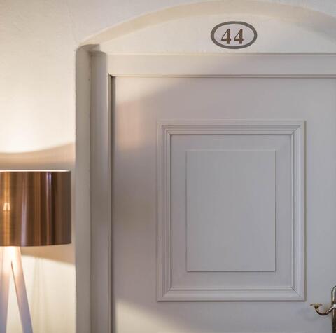 Porta della camera presso l'Hotel Stafler