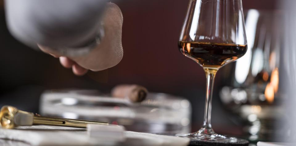stafler-cigarloune-1138