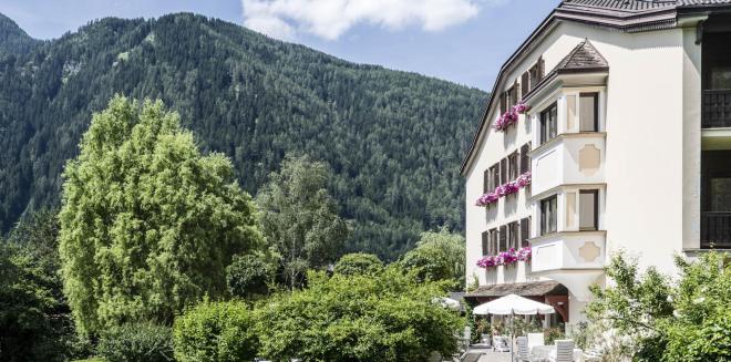 Die Außenfassade des Hotels Stafler