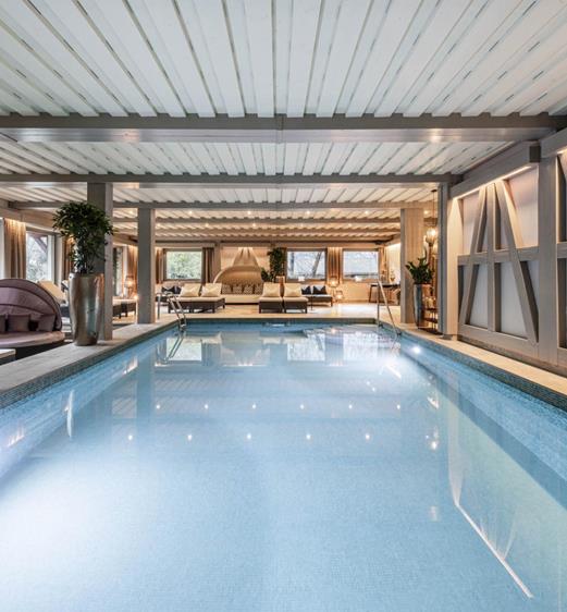 Schwimmbad im Hotel Stafler