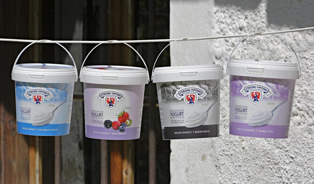 Verschiedene Joghurtsorten vom Milchhof Sterzing